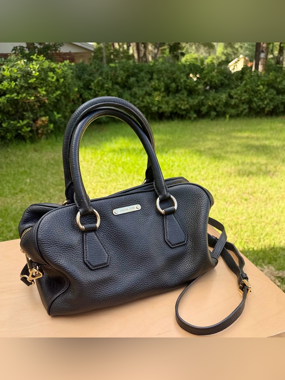 Michael Kors Black Pebbled Leather Crossbody Satchel Gold Tone Zip Top Handles - Picture 2 of 12